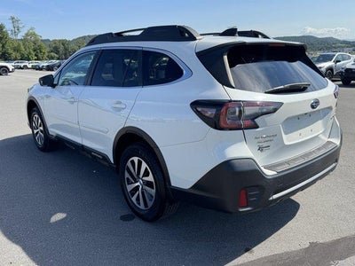 2022 Subaru Outback Premium CVT