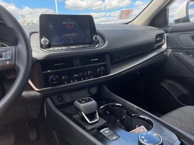 2024 Nissan Rogue AWD SV