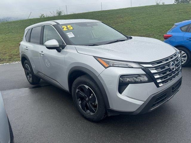2025 Nissan Rogue AWD SV