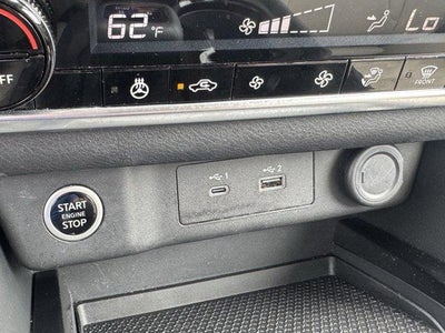 2023 Nissan Rogue AWD SV *Ltd Avail*