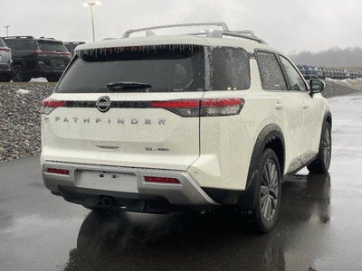 2024 Nissan Pathfinder SL 4WD