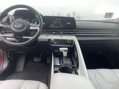 2022 Hyundai ELANTRA Limited IVT