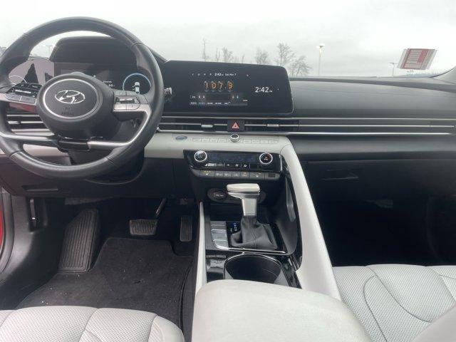 2022 Hyundai ELANTRA Limited IVT