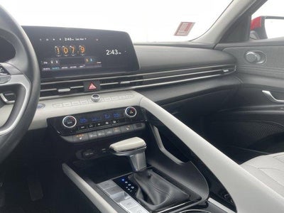 2022 Hyundai ELANTRA Limited IVT