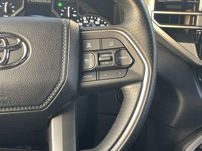 2025 Toyota Tundra 4WD 4WD SR5 CrewMax 5.5' Bed (SE)