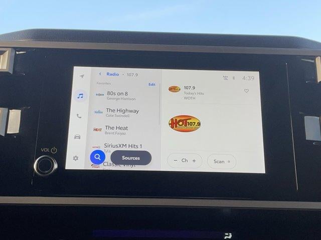 2025 Toyota Tundra 4WD 4WD SR5 CrewMax 5.5' Bed (SE)