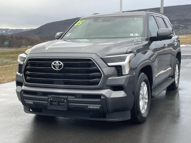 2025 Toyota Sequoia Platinum 4WD (Natl)