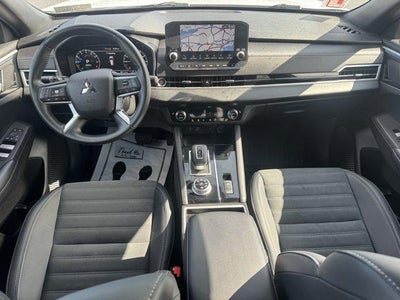 2024 Mitsubishi Outlander SE Black Edition S-AWC