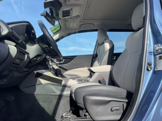 2023 Subaru Forester Premium CVT