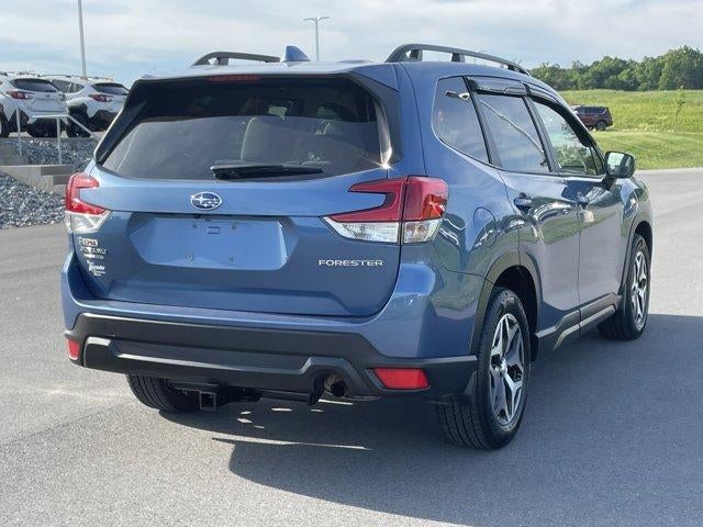 2023 Subaru Forester Premium CVT