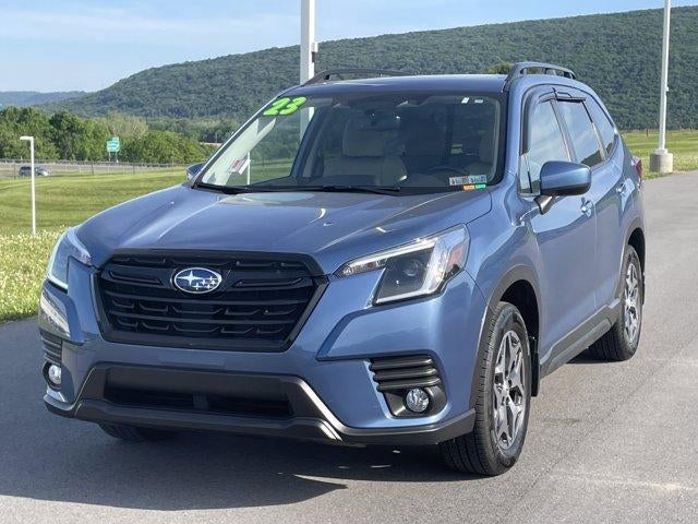 2023 Subaru Forester Premium CVT