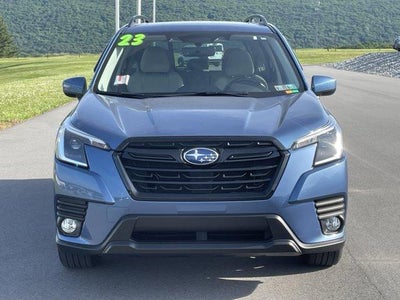2023 Subaru Forester Premium CVT