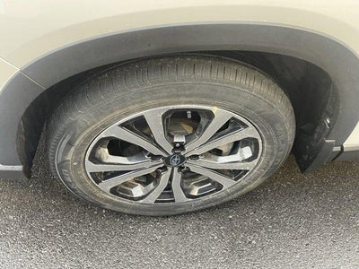 2023 Subaru Forester Limited CVT