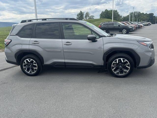 2025 Subaru Forester Premium AWD