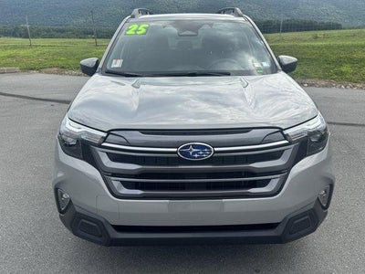 2025 Subaru Forester Premium AWD