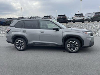 2025 Subaru Forester Premium AWD