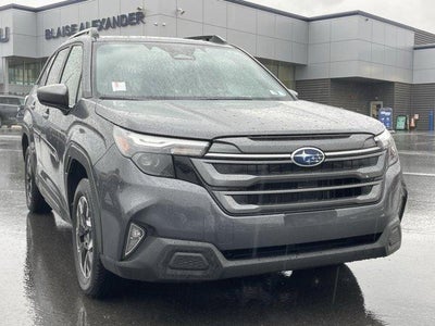 2025 Subaru Forester Premium AWD