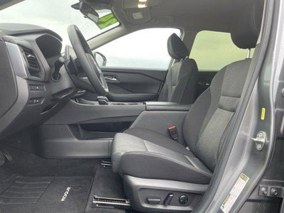 2024 Nissan Rogue AWD SV