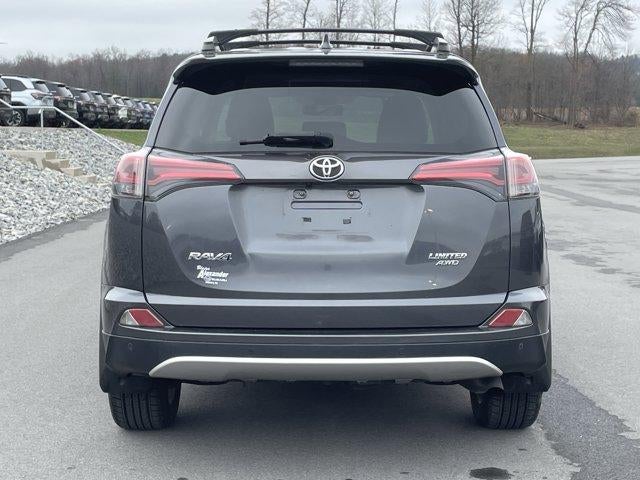 2017 Toyota RAV4 Limited AWD (GS)