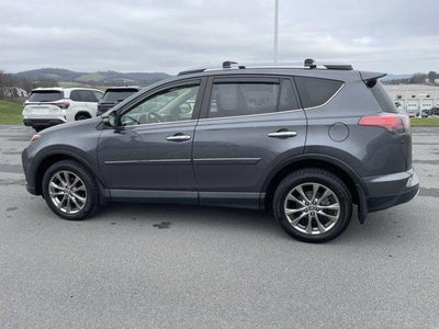 2017 Toyota RAV4 Limited AWD (GS)