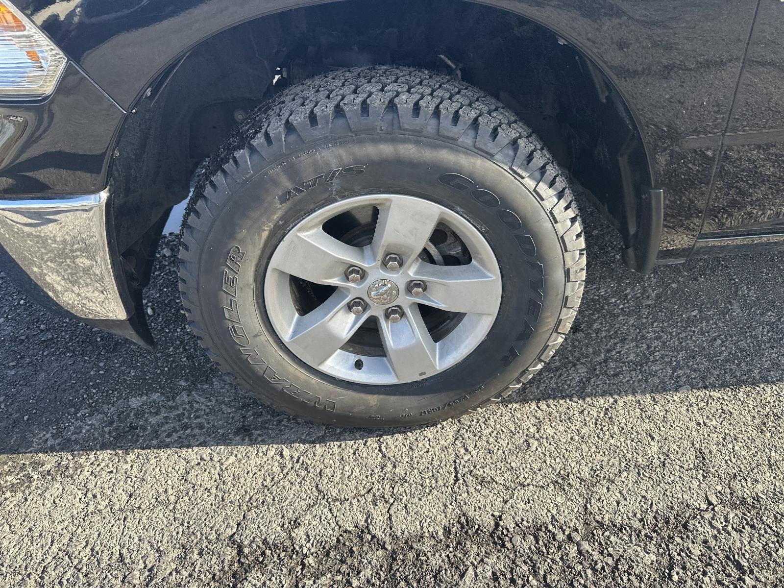 2024 RAM 1500 Classic SLT 4x4 Quad Cab 6'4" Box