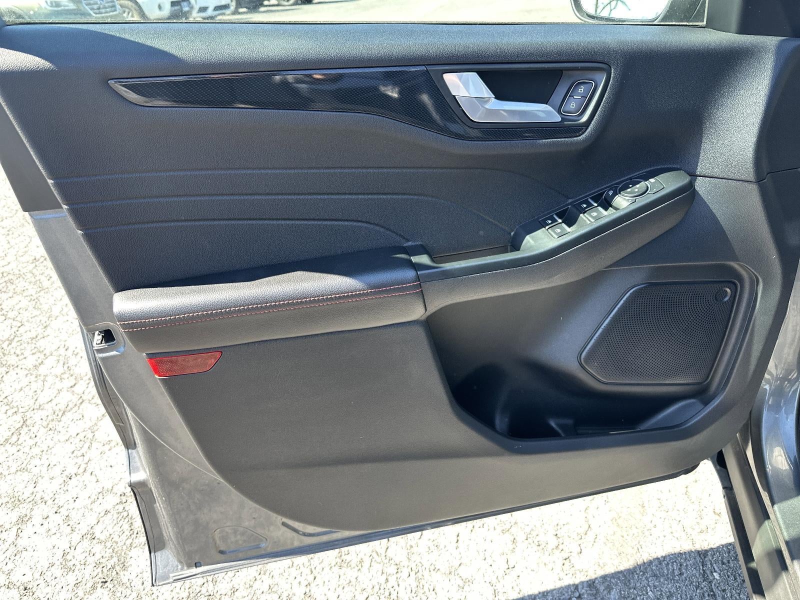2025 Ford Escape ST-Line AWD