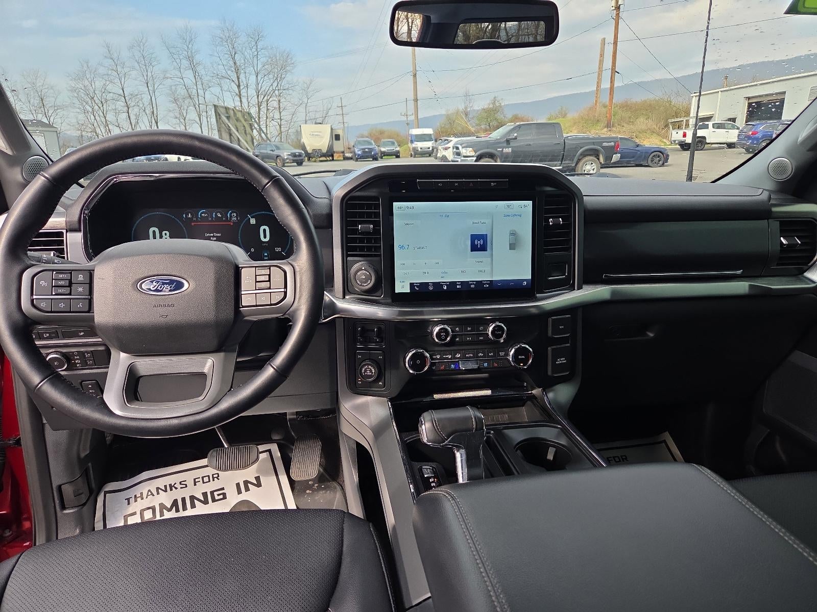 2022 Ford F-150 LARIAT 4WD SuperCrew 5.5' Box