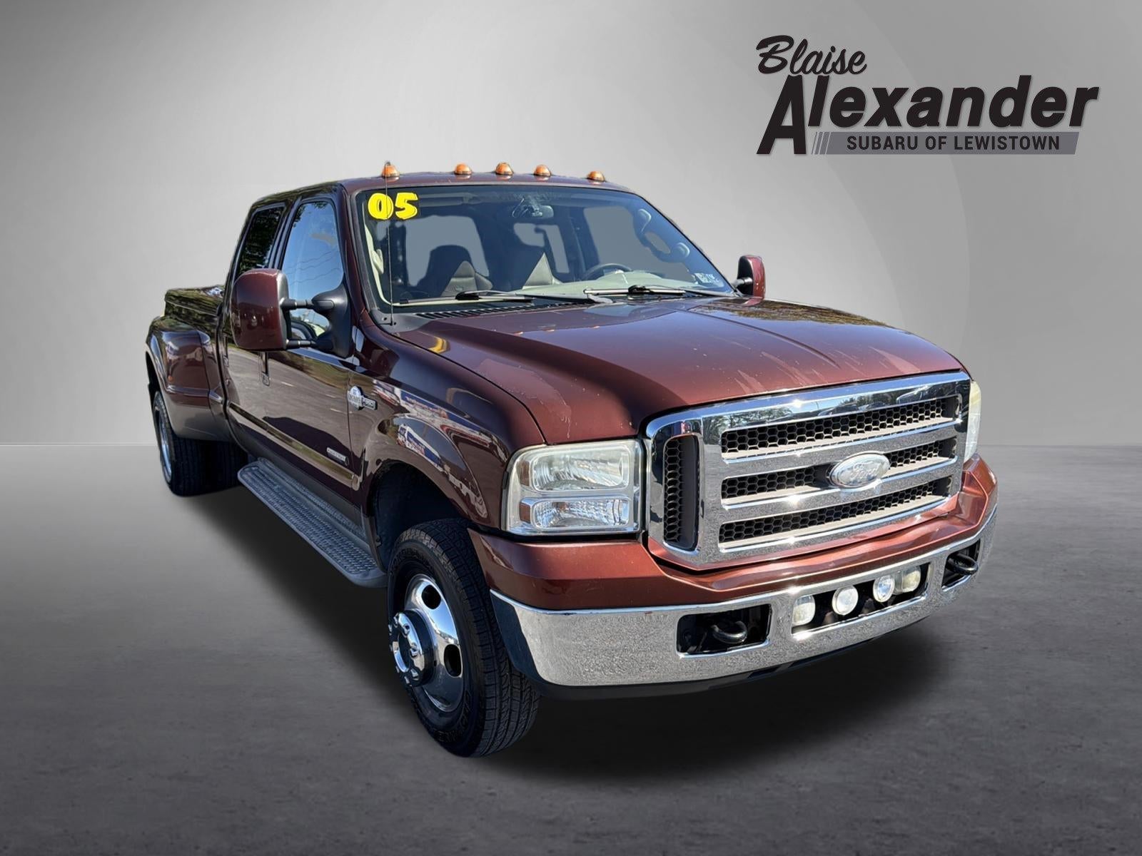 2005 Ford Super Duty F-350 DRW King Ranch