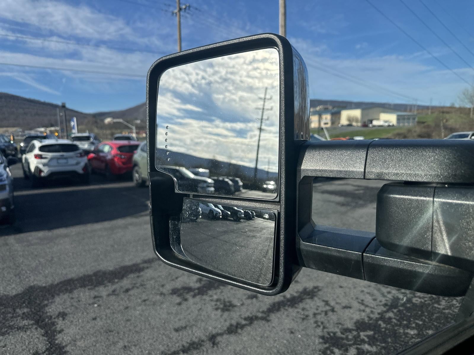 2019 GMC Sierra 2500 HD Crew Cab Standard Box 4-Wheel Drive SLT