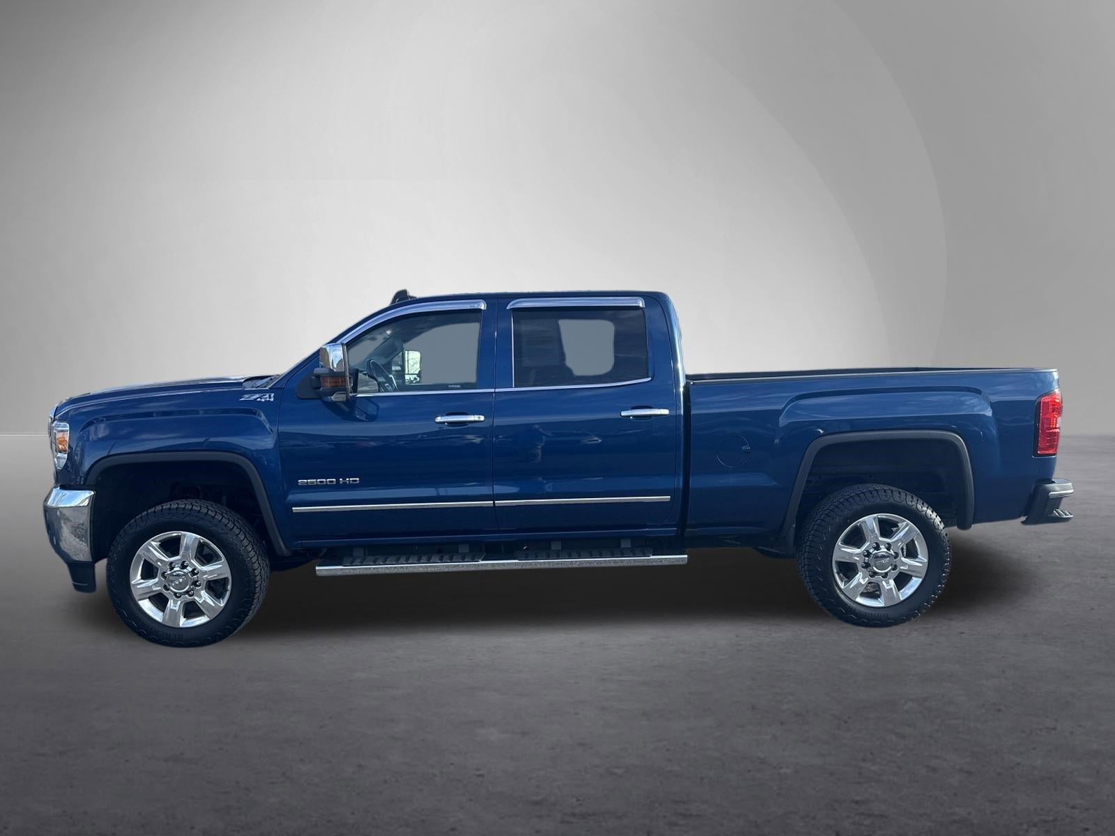 2019 GMC Sierra 2500 HD Crew Cab Standard Box 4-Wheel Drive SLT