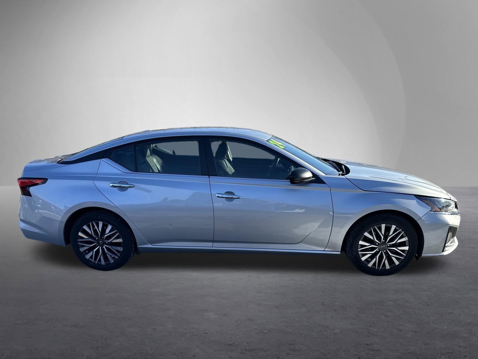 2024 Nissan Altima 2.5 SV Sedan