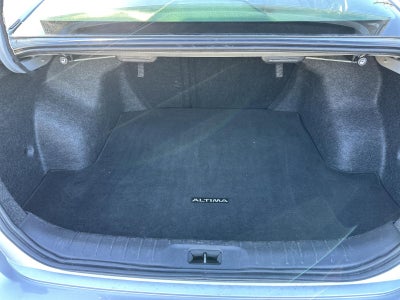 2024 Nissan Altima 2.5 SV Sedan