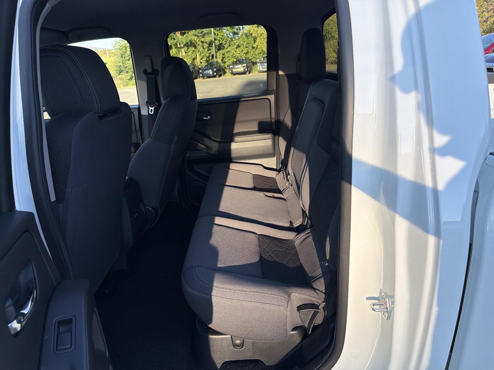 2026 Nissan Frontier Crew Cab 4x4 SV