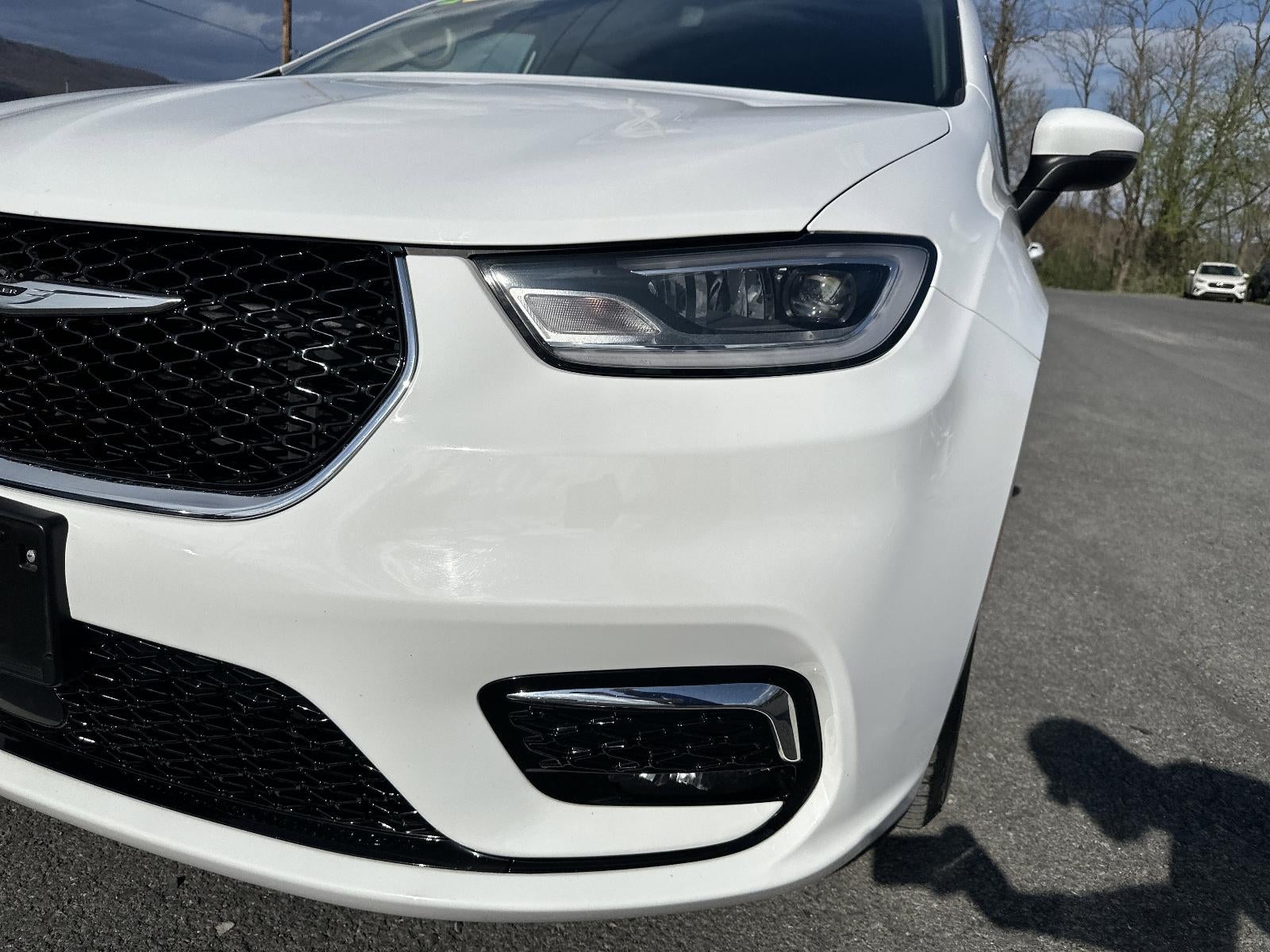 2023 Chrysler Pacifica Touring L FWD