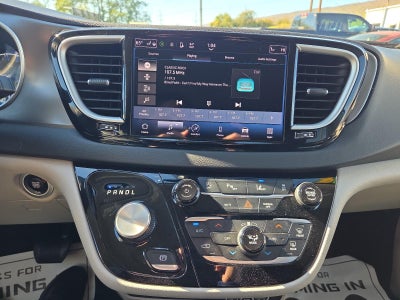 2024 Chrysler Pacifica Touring L FWD