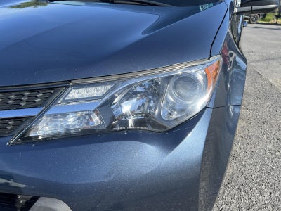 2014 Toyota RAV4 AWD 4dr LE (Natl)