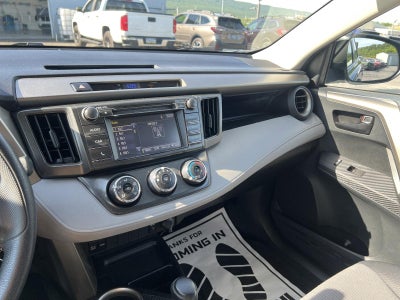 2014 Toyota RAV4 AWD 4dr LE (Natl)