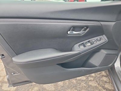 2023 Nissan Sentra SV CVT