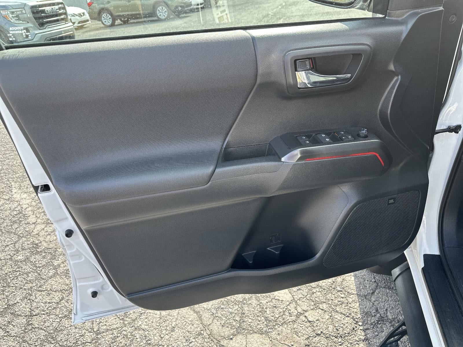 2022 Toyota Tacoma 4WD 4WD TRD Sport Double Cab 5' Bed V6 AT (Natl)