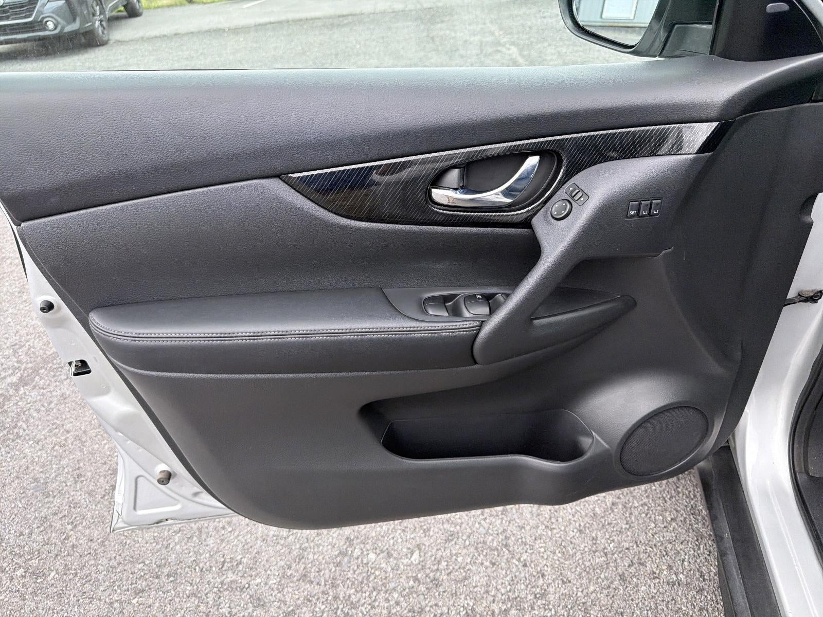 2017 Nissan Rogue AWD SL