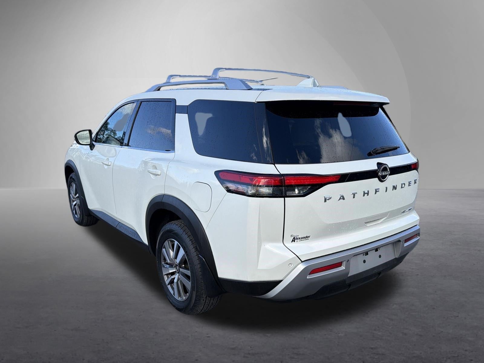 2022 Nissan Pathfinder SL 4WD