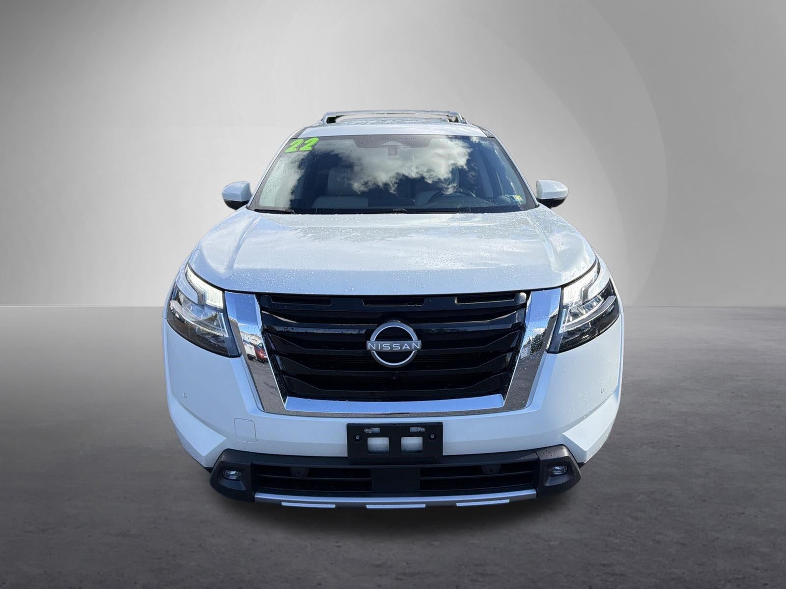 2022 Nissan Pathfinder SL 4WD