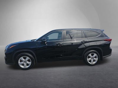 2023 Toyota Highlander LE AWD (SE)