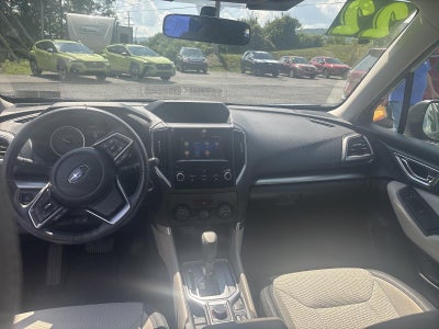 2022 Subaru Forester Premium CVT