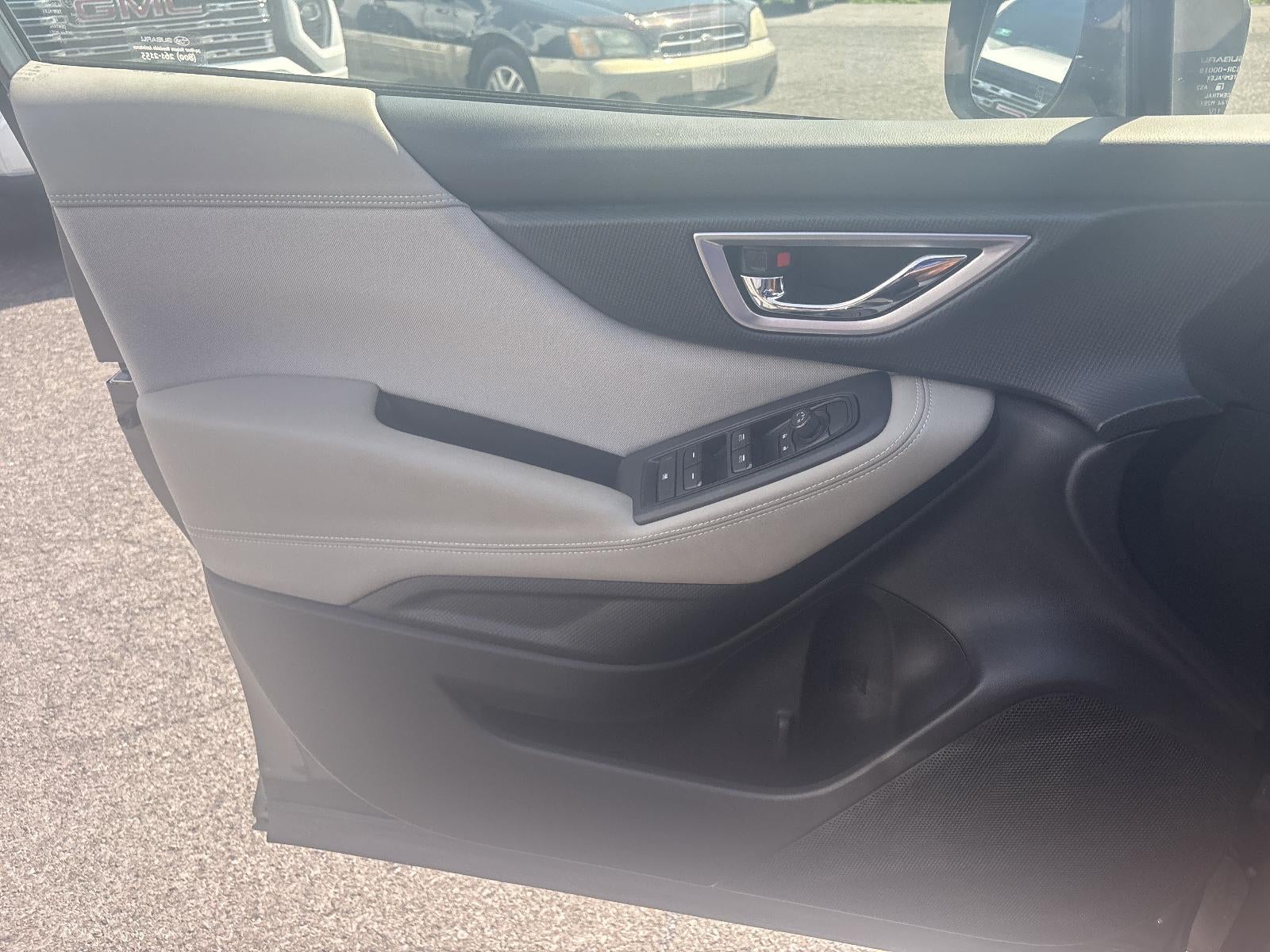 2022 Subaru Forester Premium CVT