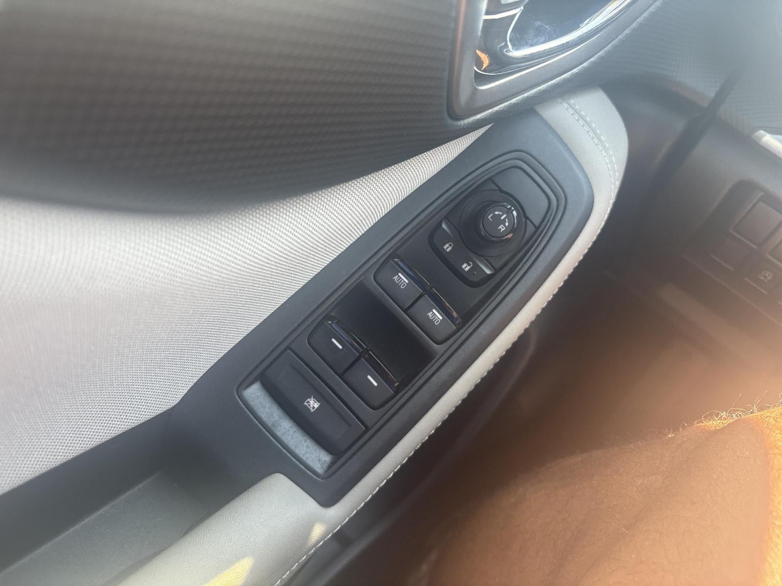 2022 Subaru Forester Premium CVT