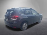 2022 Subaru Forester Premium CVT