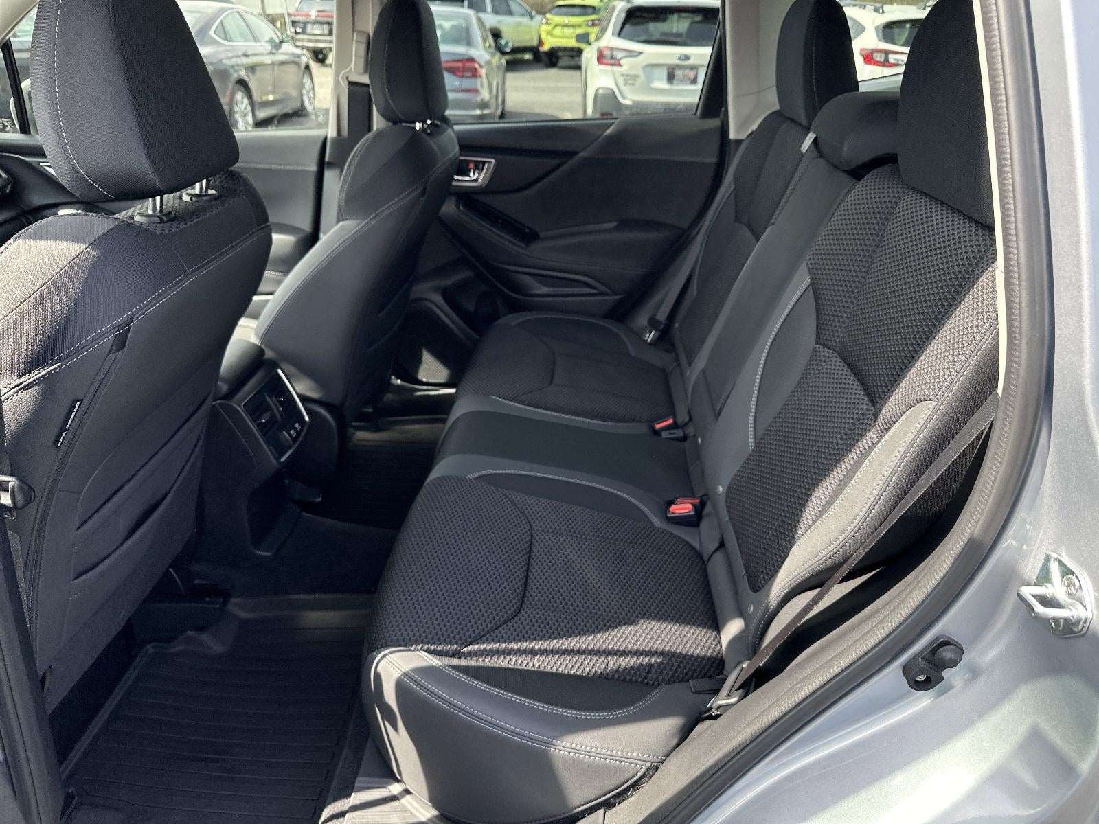 2023 Subaru Forester Premium CVT