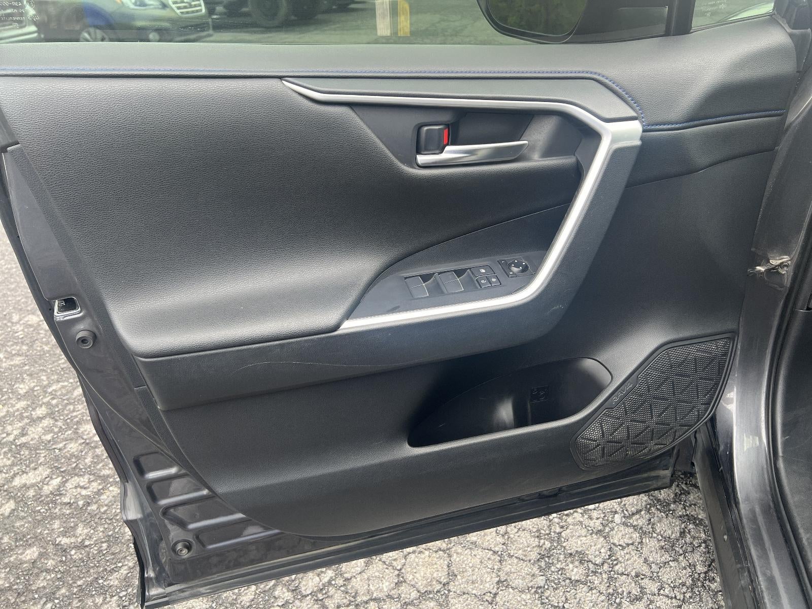 2019 Toyota RAV4 Hybrid XSE AWD (Natl)