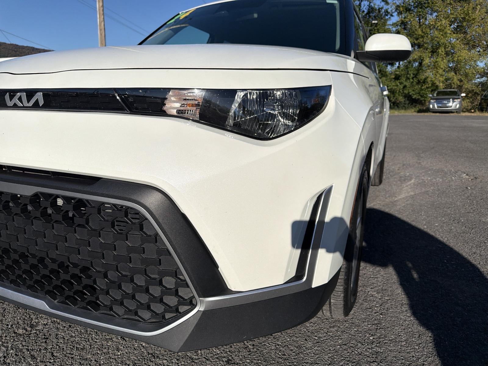 2024 Kia Soul LX IVT